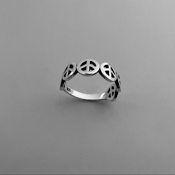 Sterling silver peace sign ring, peace sign band ring, peace sign ring, band - Picture 6 of 9